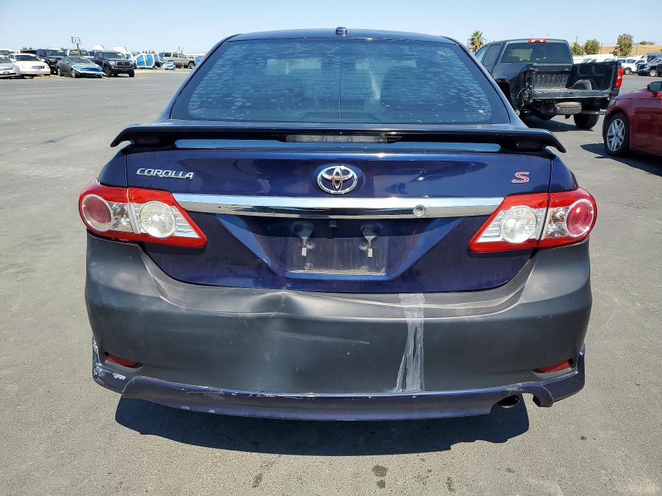 57737016 :رقم المزاد ، 2T1BU4EE5BC649391 vin ، 2011 Toyota Corolla مزاد بيع