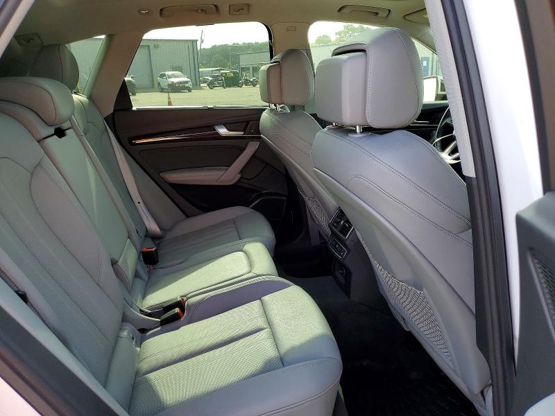 Продаж на аукціоні авто 2018 Audi Q5, vin: WA1CNAFY2J2200136, номер лоту: 97685475