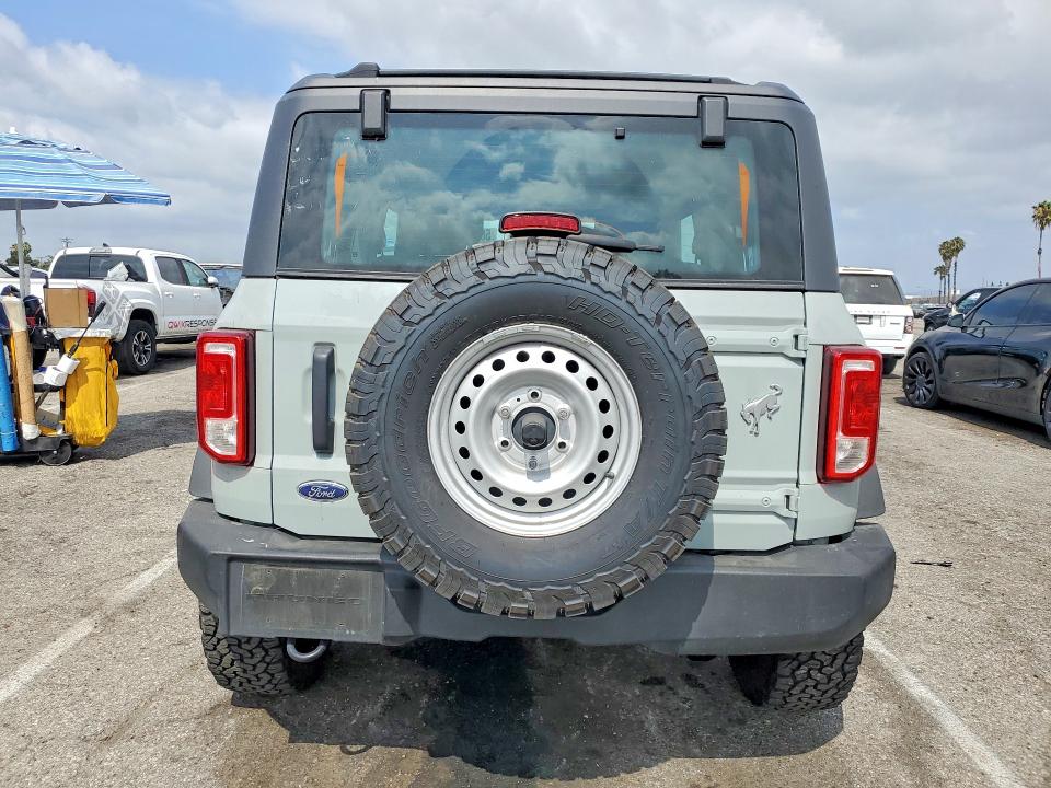Продажа на аукционе авто 2022 Ford Bronco, vin: 1FMDE5AH2NLA90760, номер лота: 58846206