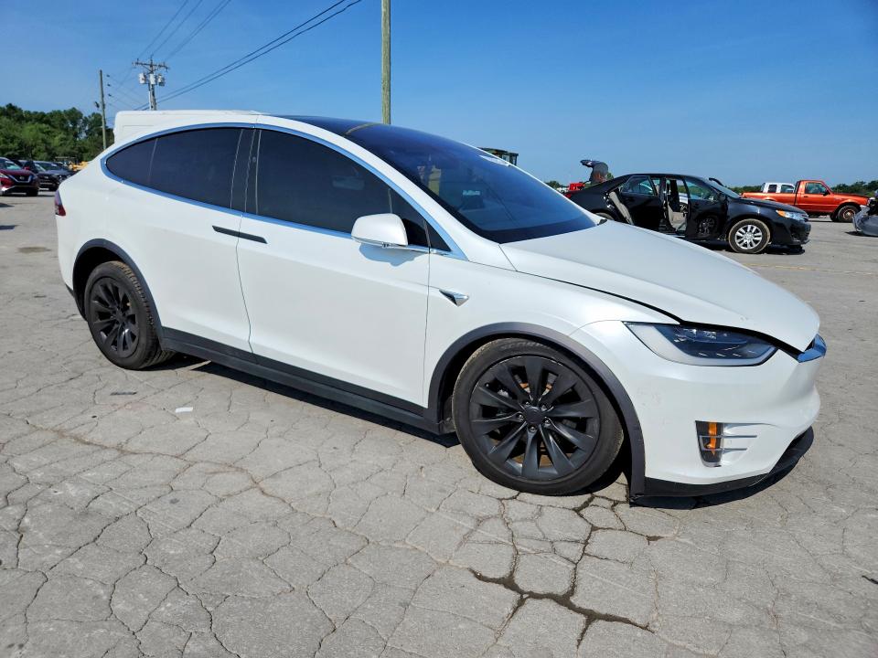 Продажа на аукционе авто 2017 Tesla Model X, vin: 5YJXCDE22HF045994, номер лота: 57679416