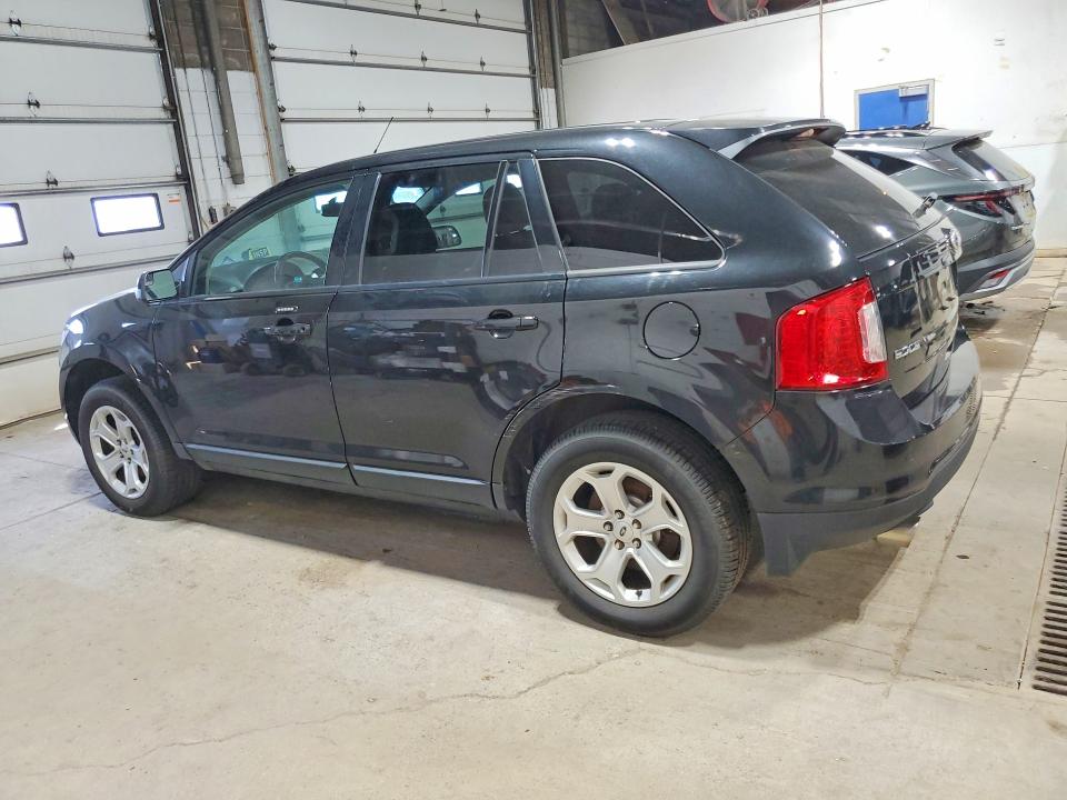56197056 :رقم المزاد ، 2FMDK4JC7DBC58592 vin ، 2013 Ford Edge مزاد بيع