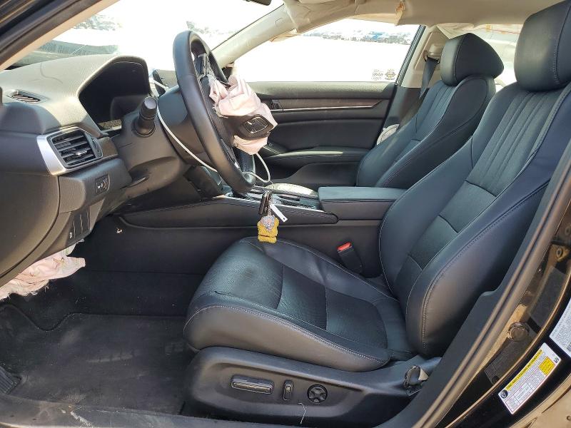 Продажа на аукционе авто 2018 Honda Accord, vin: 1HGCV1F61JA116868, номер лота: 58766206