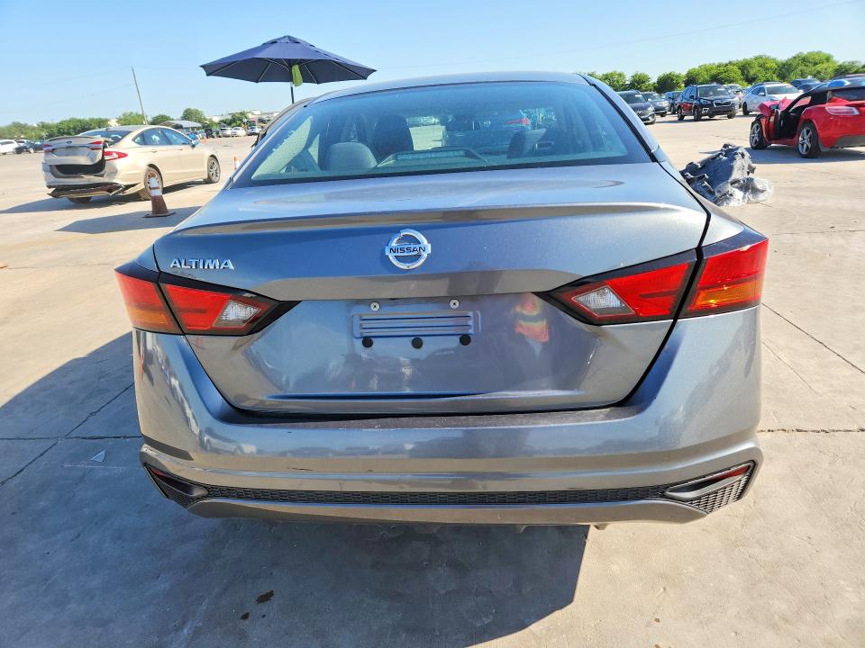 55558076 :رقم المزاد ، 1N4BL4BV0NN306762 vin ، 2022 Nissan Altima مزاد بيع