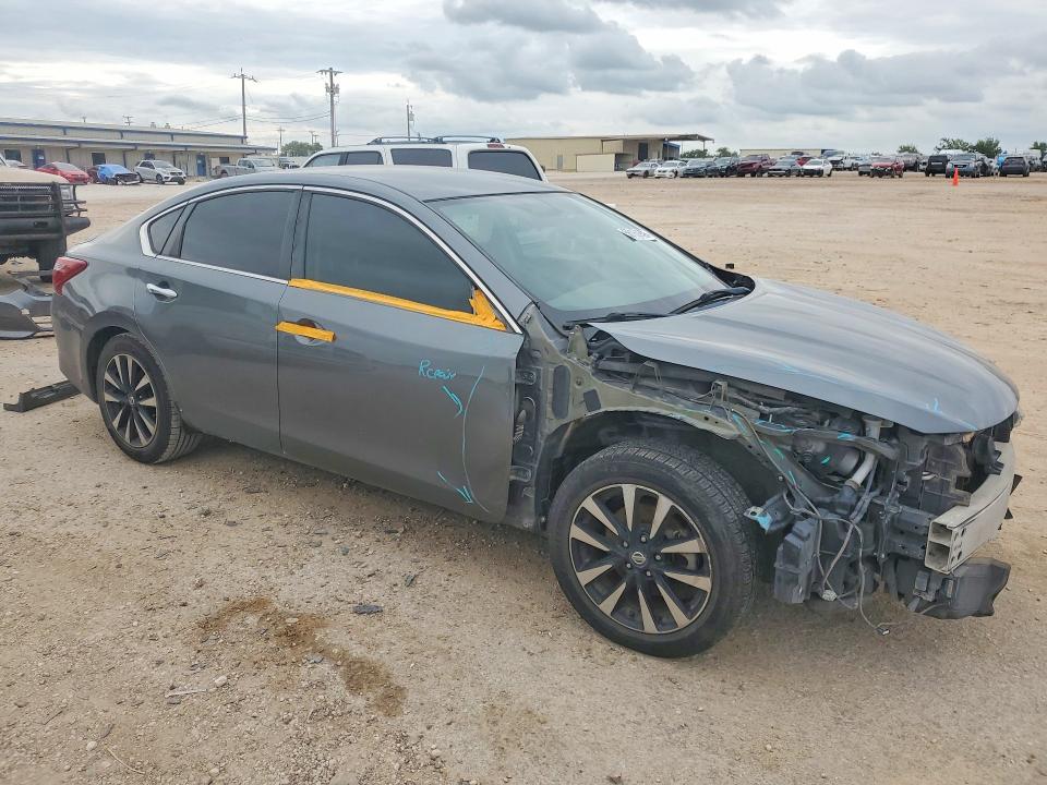 2018 Nissan Altima მანქანა იყიდება აუქციონზე, vin: 1N4AL3AP0JC182426, აუქციონის ნომერი: 56160926