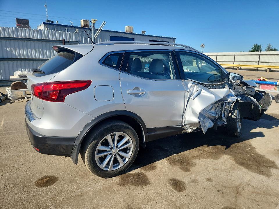 Продажа на аукционе авто 2018 Nissan Rogue Sport, vin: JN1BJ1CP1JW108410, номер лота: 56187986