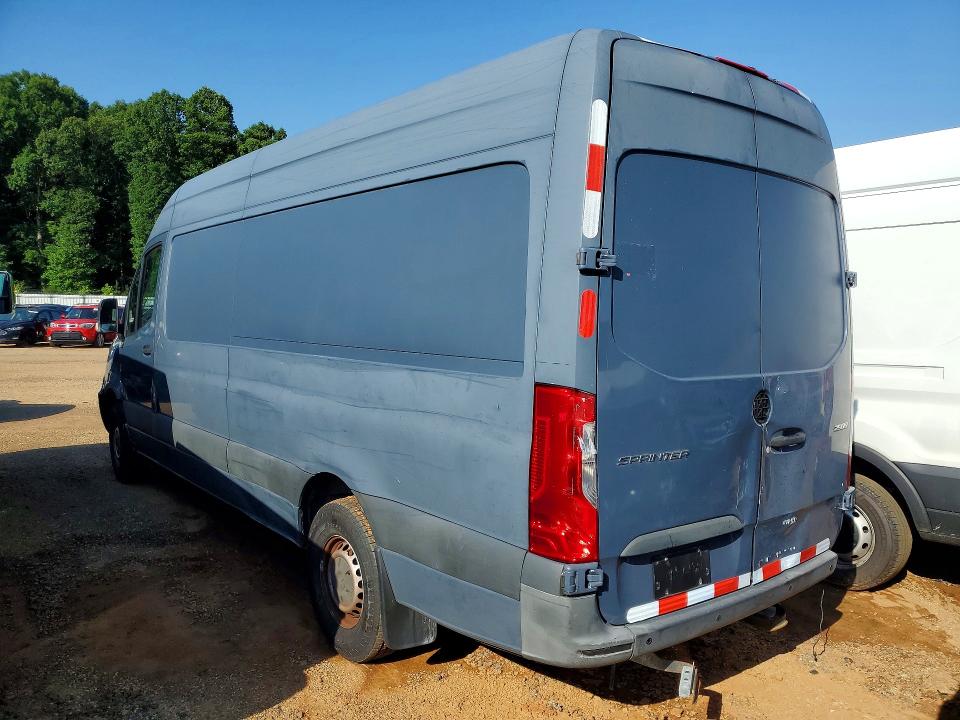 56732936 :رقم المزاد ، WD4PF1CD9KP129209 vin ، 2019 Mercedes Benz Sprinter مزاد بيع