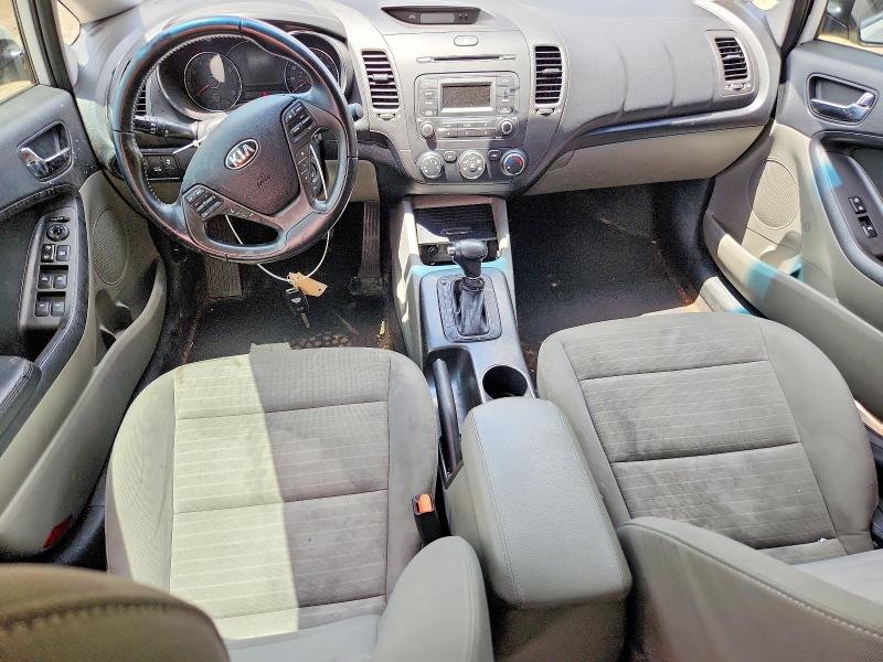 2015 Kia Forte მანქანა იყიდება აუქციონზე, vin: KNAFX4A89F5318189, აუქციონის ნომერი: 58229316