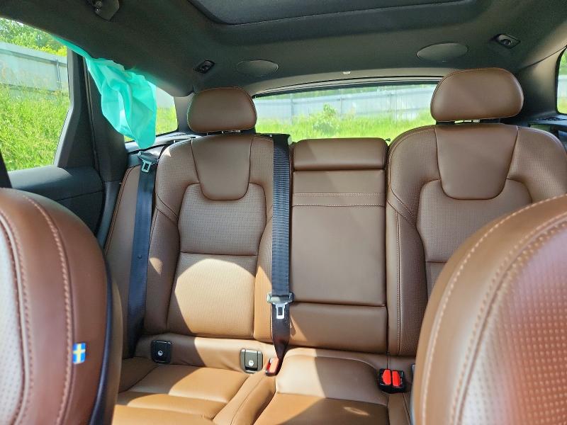2018 Volvo Xc60 მანქანა იყიდება აუქციონზე, vin: LYVA22RL2JB117302, აუქციონის ნომერი: 56768036