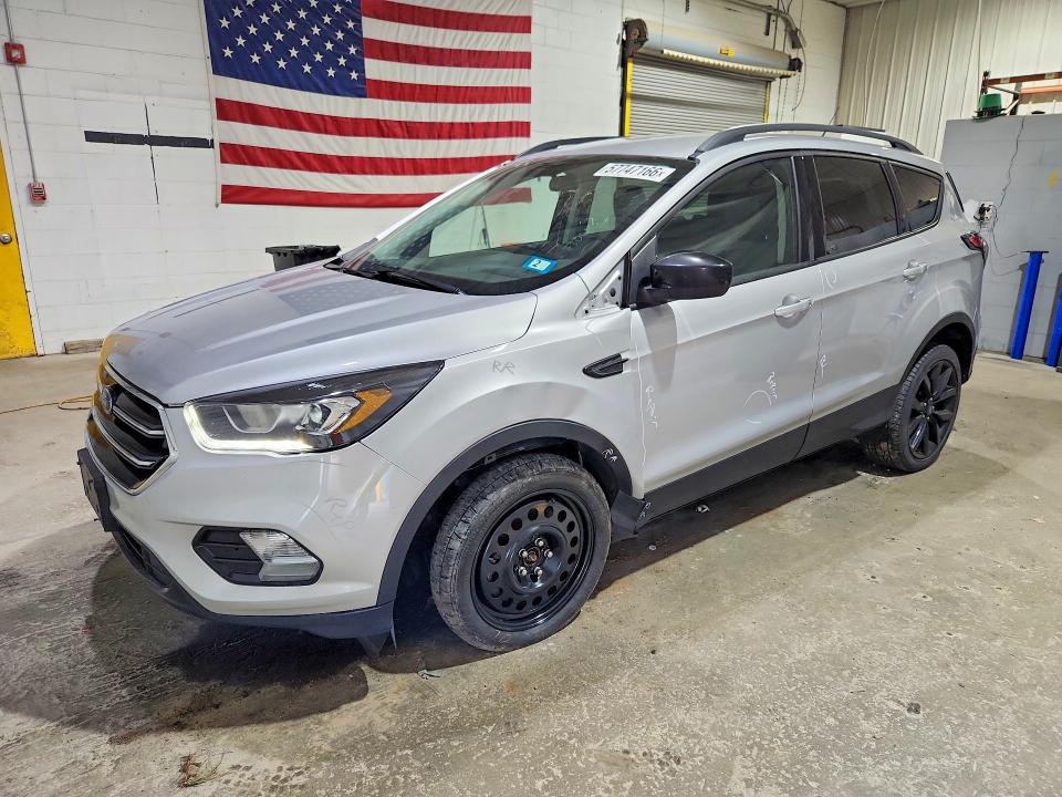 2018 Ford Escape მანქანა იყიდება აუქციონზე, vin: 1FMCU9GD0JUC98618, აუქციონის ნომერი: 57747166