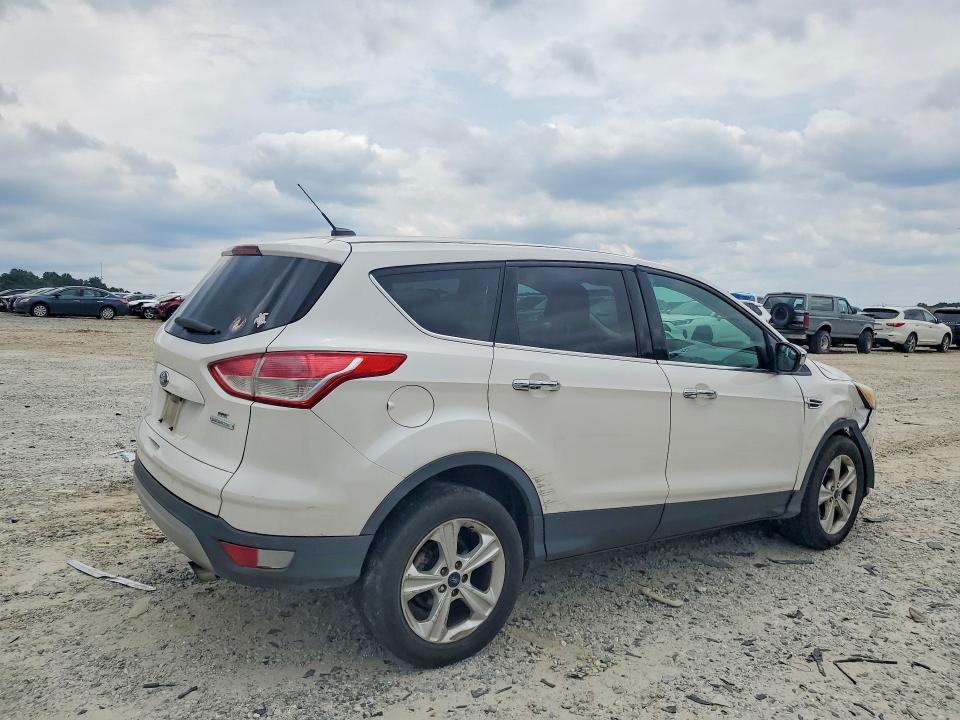 Продаж на аукціоні авто 2015 Ford Escape, vin: 1FMCU0G9XFUB59756, номер лоту: 55181076