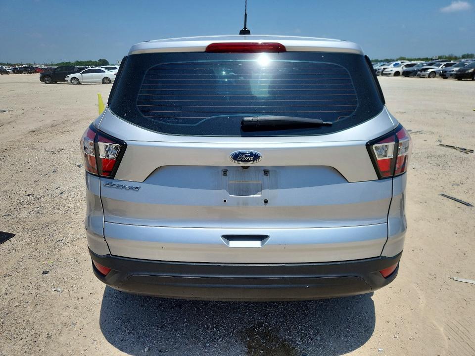 2018 Ford Escape მანქანა იყიდება აუქციონზე, vin: 1FMCU0F77JUB83179, აუქციონის ნომერი: 57726216