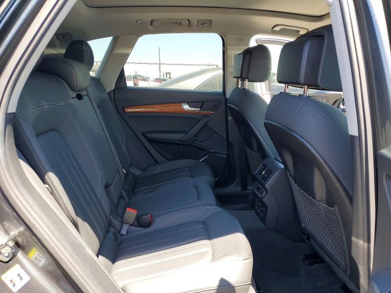 58469056 :رقم المزاد ، WA1G2AFY0M2047707 vin ، 2021 Audi Q5 E مزاد بيع
