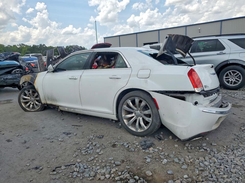 58805216 :رقم المزاد ، 2C3CCAAG5KH568897 vin ، 2019 Chrysler 300 مزاد بيع