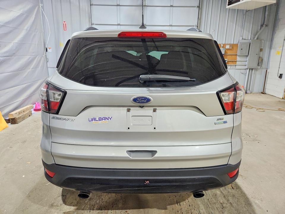 2018 Ford Escape მანქანა იყიდება აუქციონზე, vin: 1FMCU9GD0JUC98618, აუქციონის ნომერი: 57747166