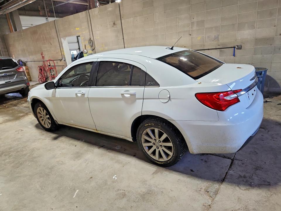 2011 Chrysler 200 მანქანა იყიდება აუქციონზე, vin: 1C3BC1FB4BN618463, აუქციონის ნომერი: 55695776