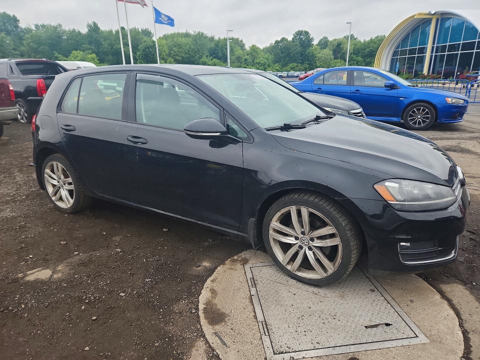 57537986 :رقم المزاد ، 3VW217AU1FM005436 vin ، 2015 Volkswagen Golf مزاد بيع