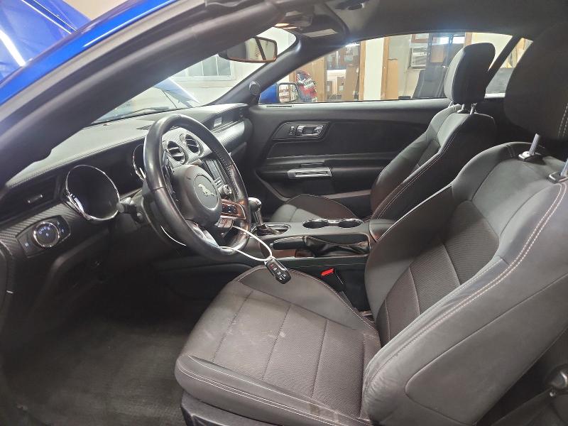 56777436 :رقم المزاد ، 1FATP8EMXH5345964 vin ، 2017 Ford Mustang مزاد بيع