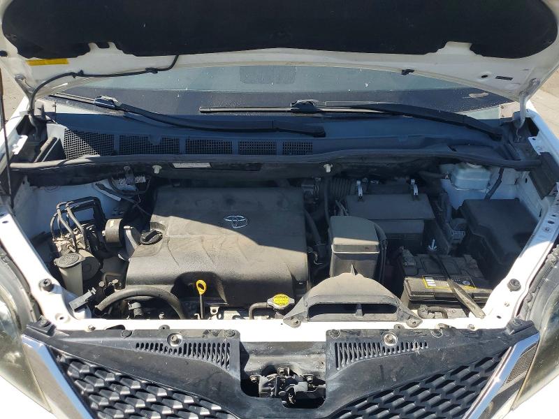 Продаж на аукціоні авто 2011 Toyota Sienna, vin: 5TDXK3DC8BS067850, номер лоту: 59348386