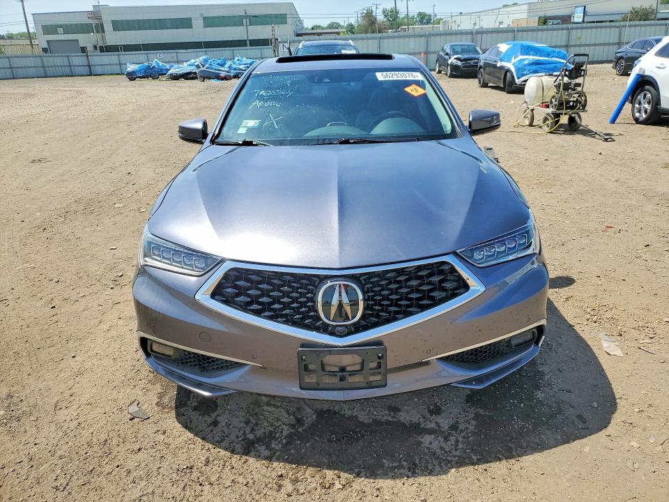 56293076 :رقم المزاد ، 19UUB3F75JA005306 vin ، 2018 Acura Tlx مزاد بيع
