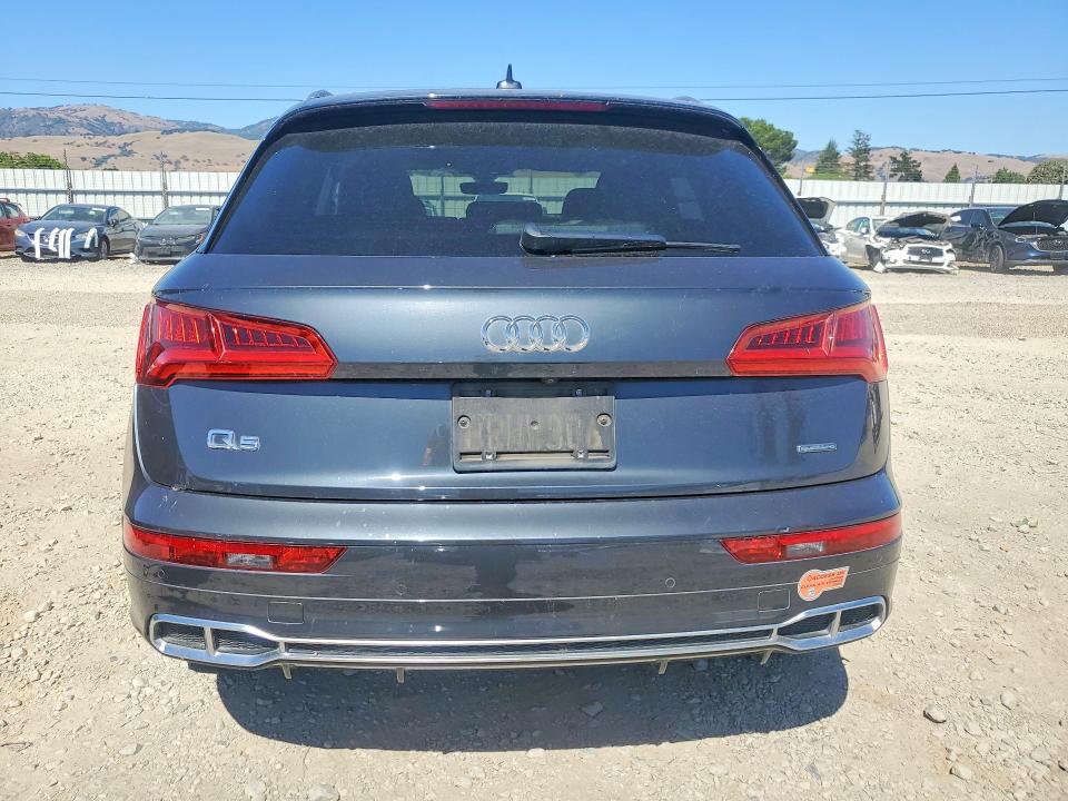 57059016 :رقم المزاد ، WA1E2AFY7L2062596 vin ، 2020 Audi Q5 E مزاد بيع