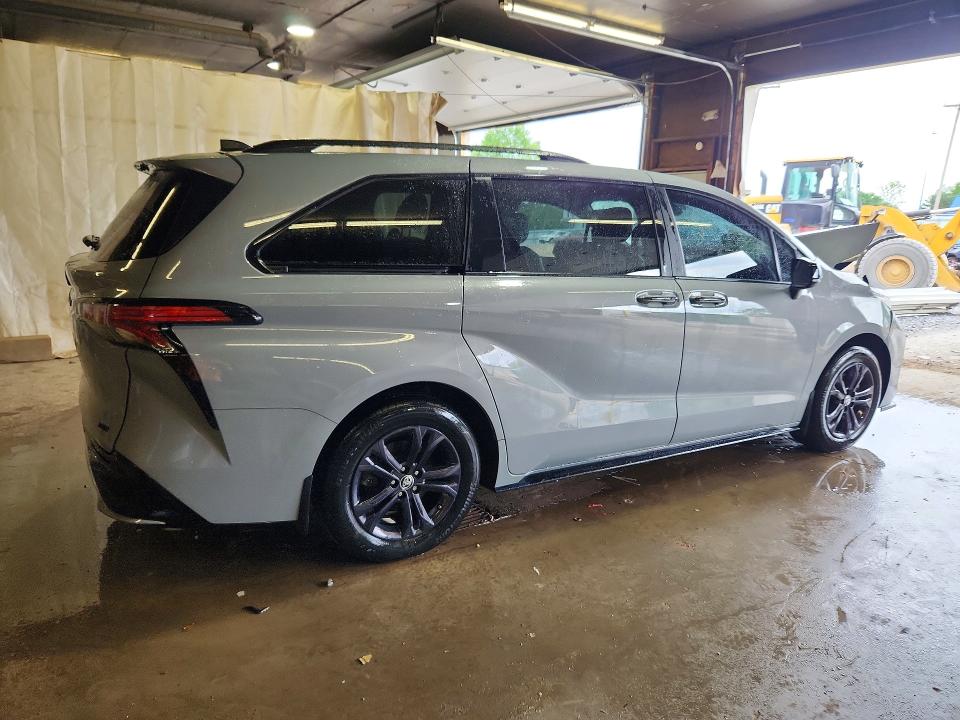 Auction sale of the 2025 Toyota Sienna, vin: 5TDDSKFC3SS169261, lot number: 57035946