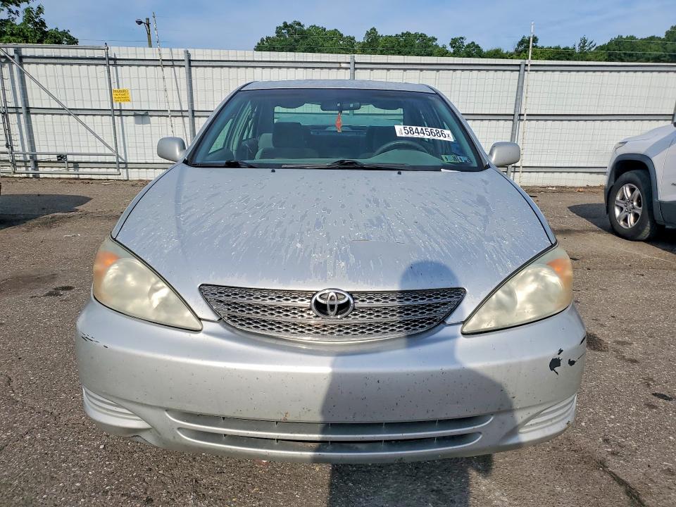 2002 Toyota Camry მანქანა იყიდება აუქციონზე, vin: 4T1BE32K82U562598, აუქციონის ნომერი: 58445686