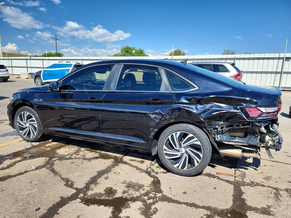 56988816 :رقم المزاد ، 3VWE57BU7MM033318 vin ، 2021 Volkswagen Jetta مزاد بيع