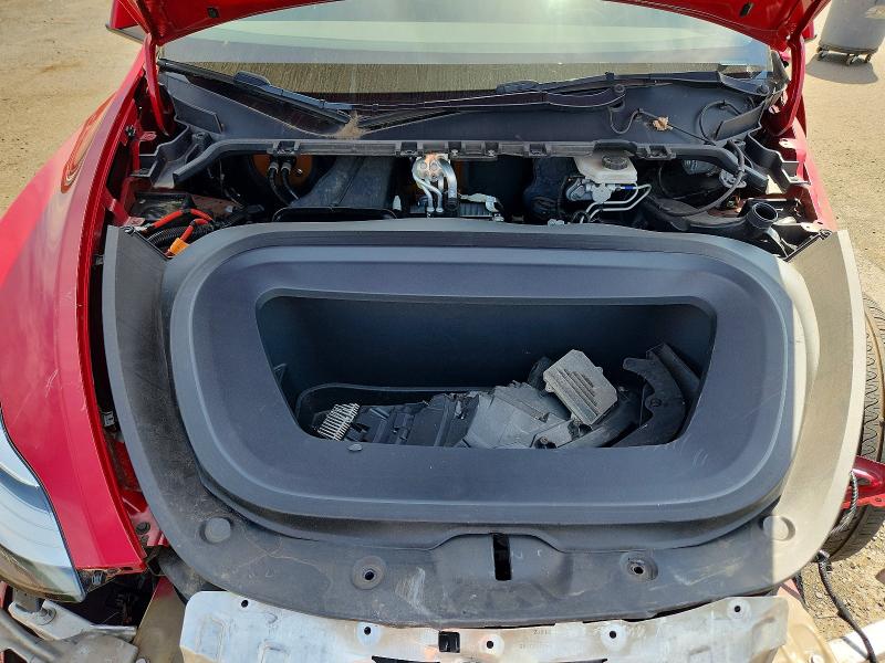 57649826 :رقم المزاد ، 7SAYGDEE4NF331427 vin ، 2022 Tesla Model Y مزاد بيع