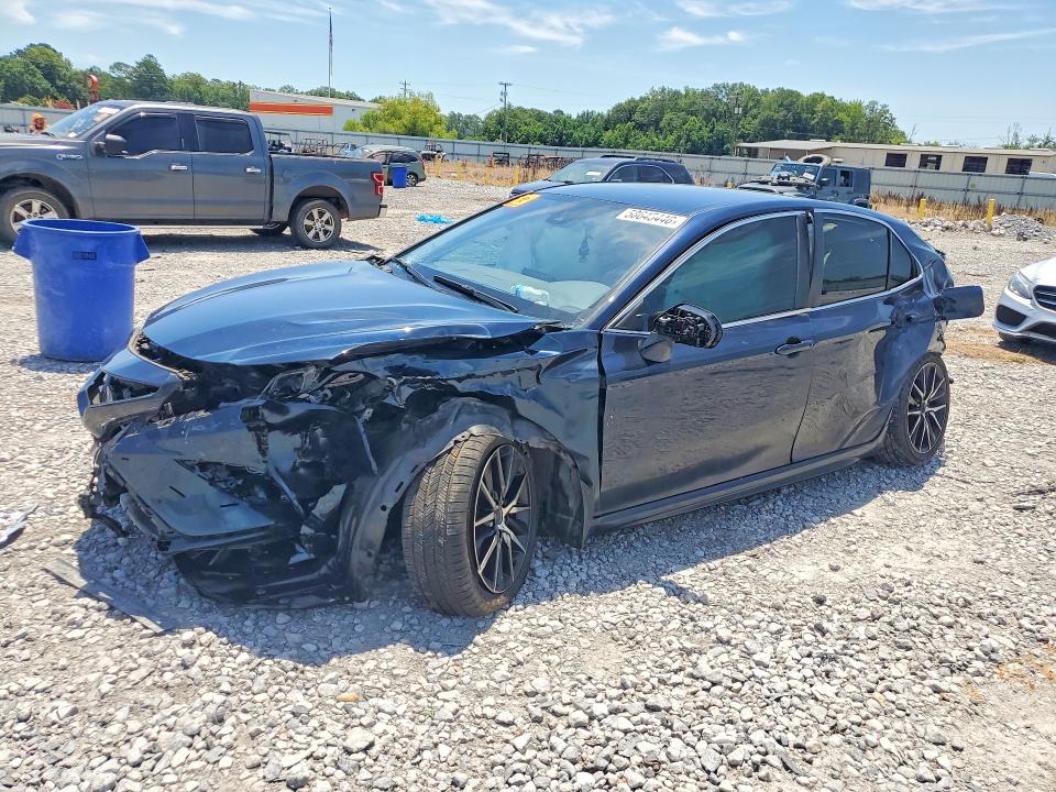 Продажа на аукционе авто 2021 Toyota Camry, vin: 4T1G11AK1MU614504, номер лота: 58645446