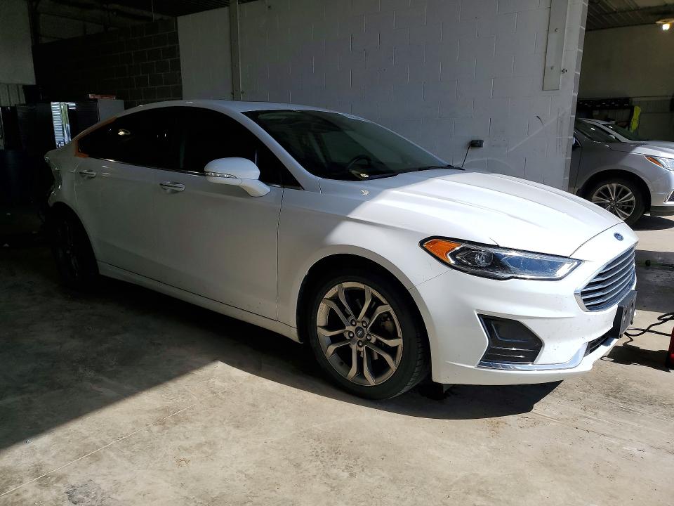 2020 Ford Fusion მანქანა იყიდება აუქციონზე, vin: 3FA6P0CD7LR151917, აუქციონის ნომერი: 57315186