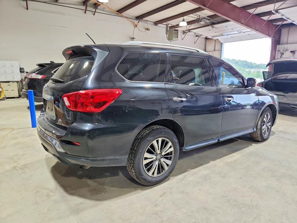 Auction sale of the 2017 Nissan Pathfinder, vin: 5N1DR2MN7HC685841, lot number: 57875056