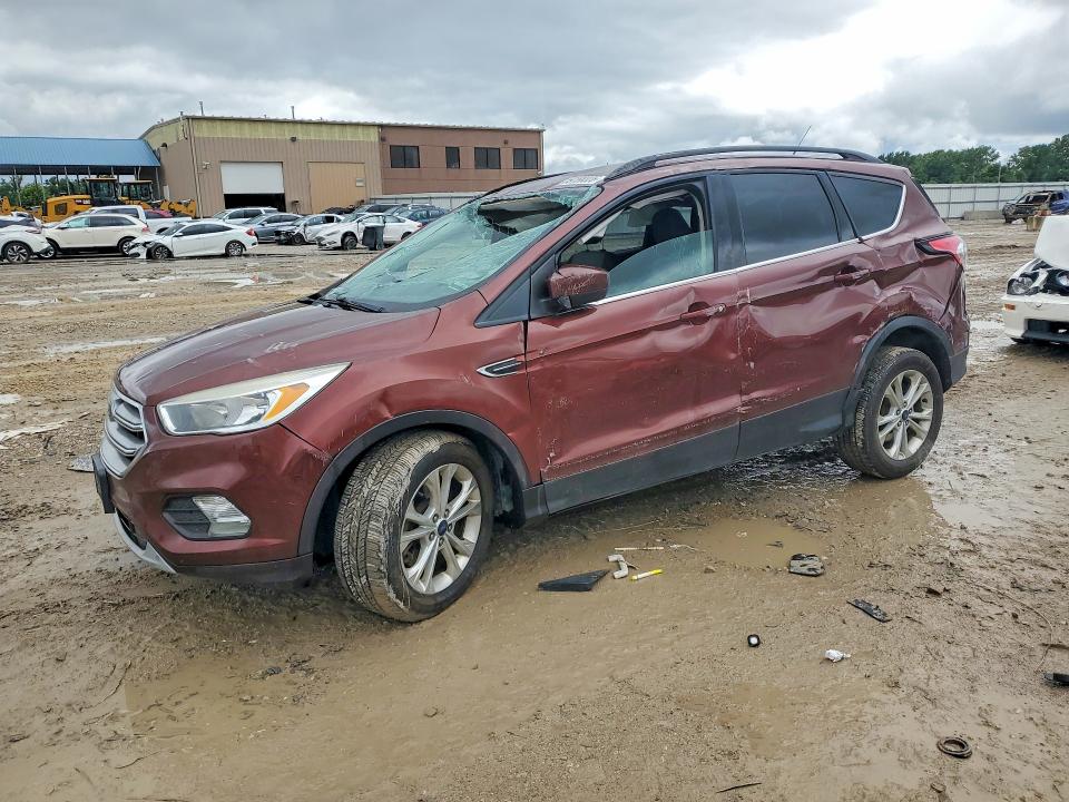 59168326 :رقم المزاد ، 1FMCU9GD2JUB25036 vin ، 2018 Ford Escape مزاد بيع