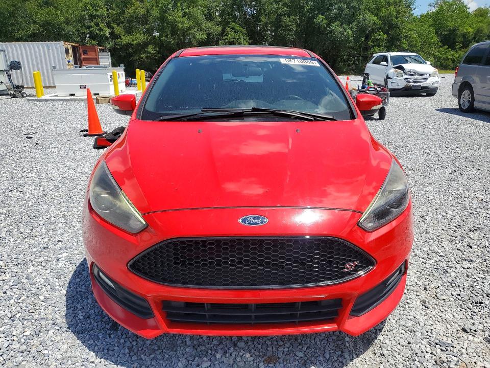 2017 Ford Focus მანქანა იყიდება აუქციონზე, vin: 1FADP3L94HL221108, აუქციონის ნომერი: 58710066
