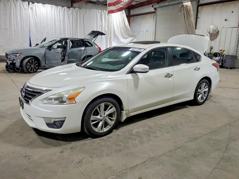 Auction sale of the 2015 Nissan Altima, vin: 1N4AL3AP3FN300433, lot number: 58331396