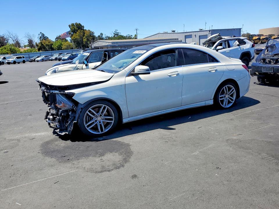 2014 Mercedes-benz Cla მანქანა იყიდება აუქციონზე, vin: WDDSJ4EB2EN062913, აუქციონის ნომერი: 58746526