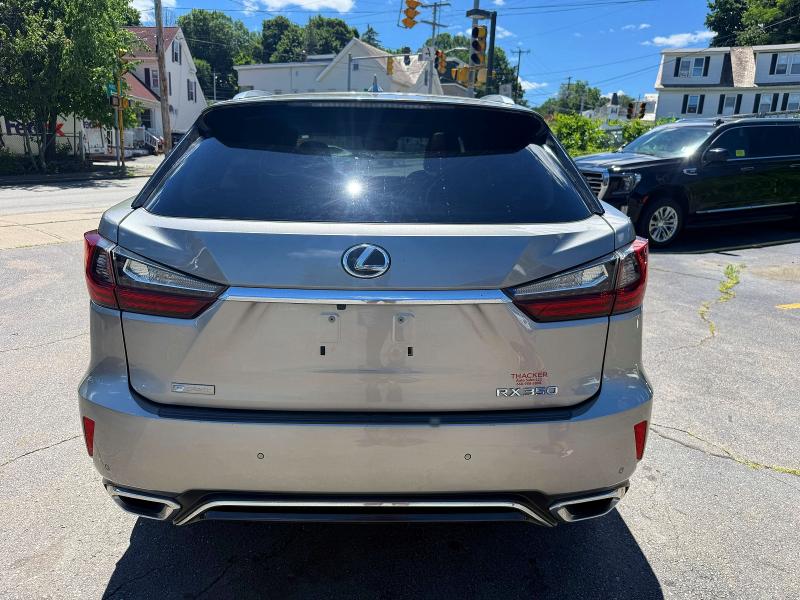 57944206 :رقم المزاد ، 2T2BZMCA5KC196421 vin ، 2019 Lexus Rx 350 مزاد بيع