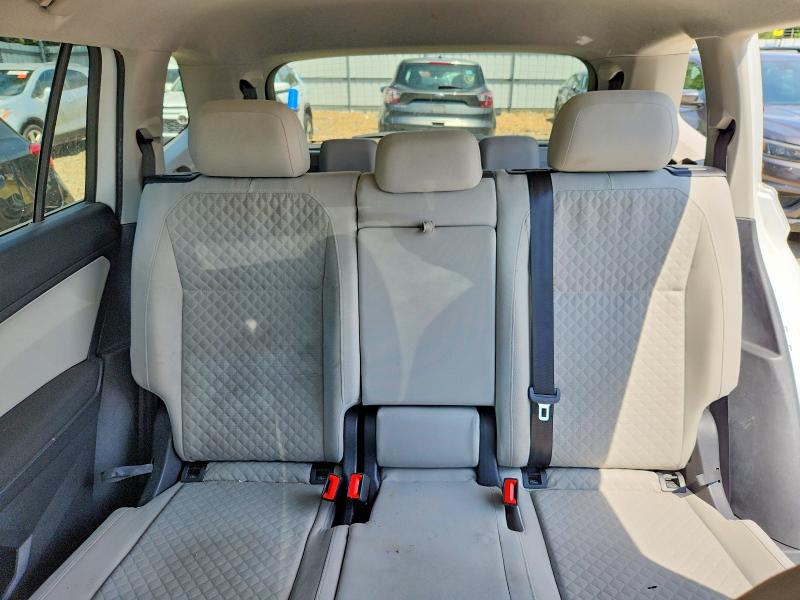 57932566 :رقم المزاد ، 3VV1B7AX0KM125553 vin ، 2019 Volkswagen Tiguan مزاد بيع