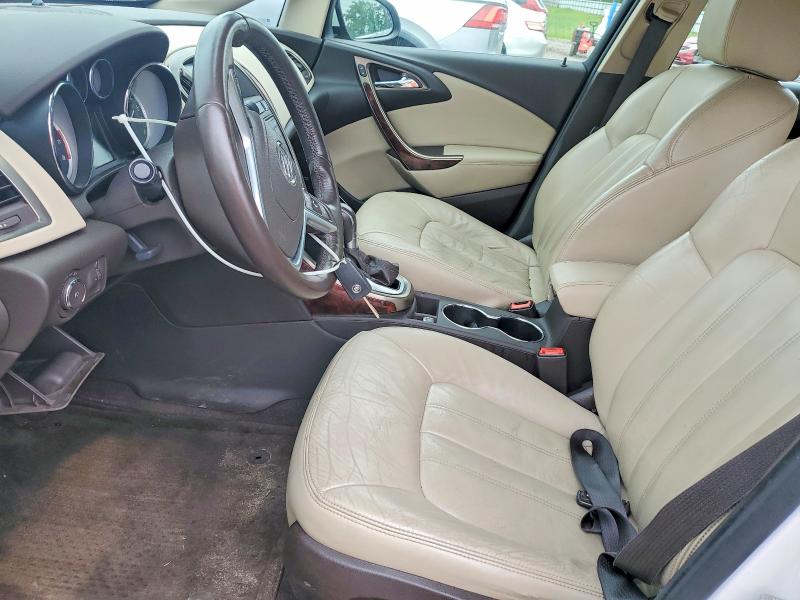 2014 Buick Verano მანქანა იყიდება აუქციონზე, vin: 1G4PS5SK5E4133000, აუქციონის ნომერი: 57492016