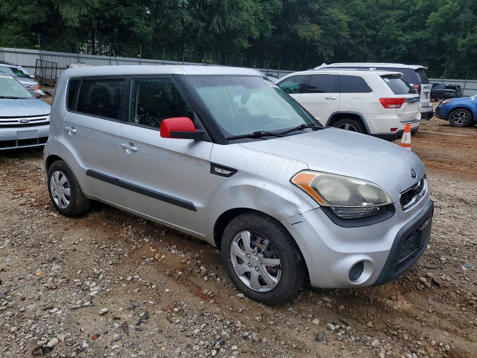 56680006 :رقم المزاد ، KNDJT2A59D7526111 vin ، 2013 Kia Soul مزاد بيع