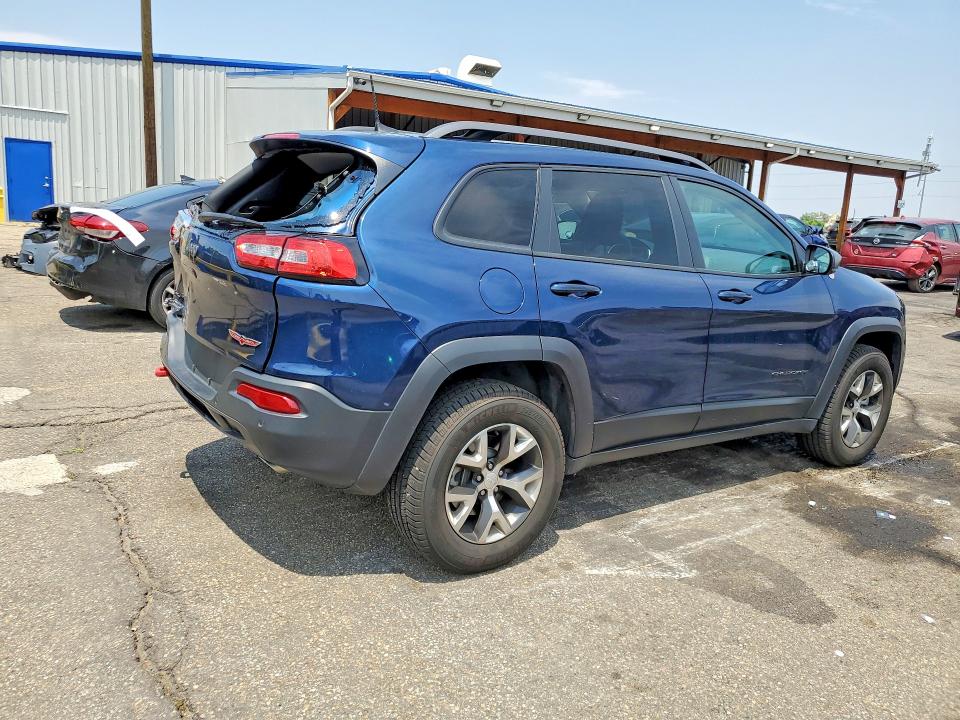 58945376 :رقم المزاد ، 1C4PJMBX9JD522035 vin ، 2018 Jeep Cherokee مزاد بيع