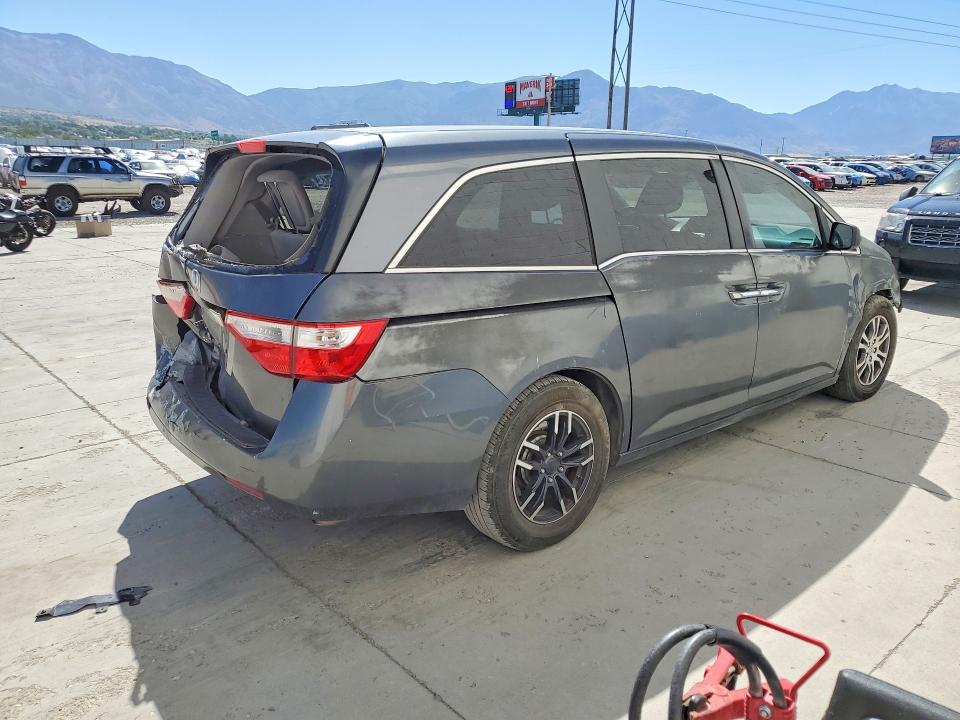 56606346 :رقم المزاد ، 5FNRL5H46CB036932 vin ، 2012 Honda Odyssey مزاد بيع