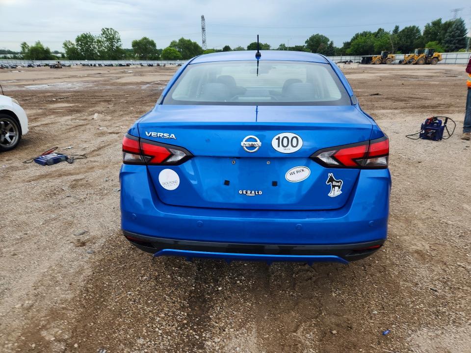58151196 :رقم المزاد ، 3N1CN8DV2LL869695 vin ، 2020 Nissan Versa مزاد بيع