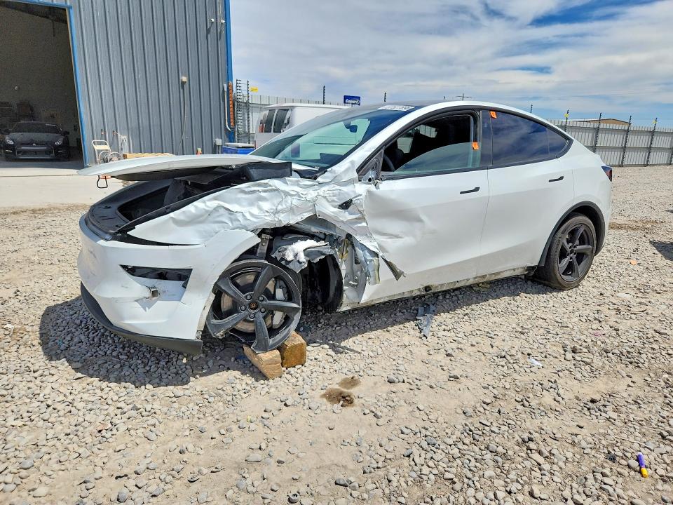 Продажа на аукционе авто 2026 Tesla Model Y, vin: 7SAYGDEE2TF416022, номер лота: 57527896