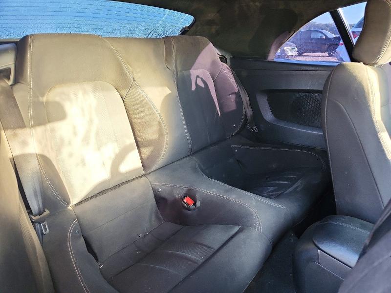 58300876 :رقم المزاد ، 1FATP8UH7J5109007 vin ، 2018 Ford Mustang مزاد بيع