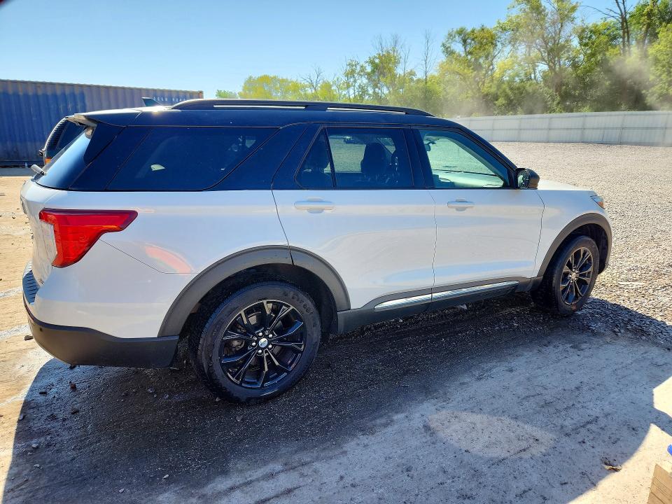 Продажа на аукционе авто 2021 Ford Explorer, vin: 1FMSK8DH0MGC25321, номер лота: 54715846
