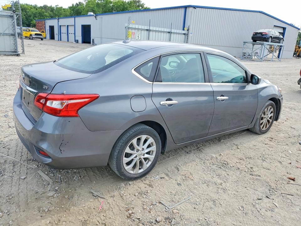 2018 Nissan Sentra მანქანა იყიდება აუქციონზე, vin: 3N1AB7APXJL633180, აუქციონის ნომერი: 56796886
