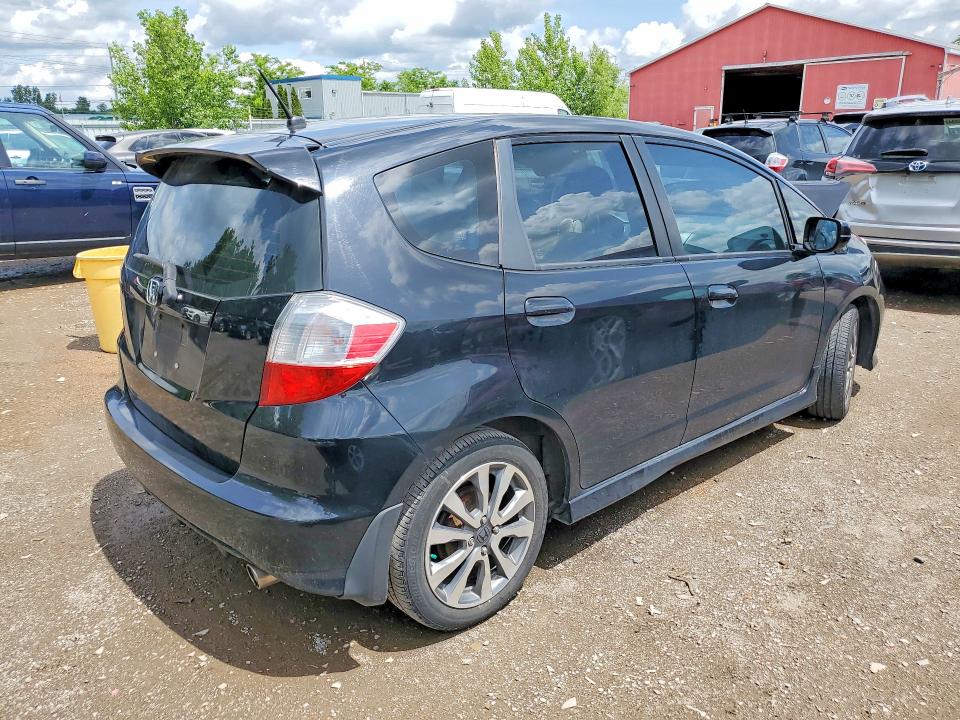 2014 Honda Fit მანქანა იყიდება აუქციონზე, vin: LUCGE8H77E3002099, აუქციონის ნომერი: 57405526