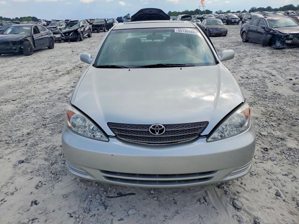 55130486 :رقم المزاد ، 4T1BE32K23U708673 vin ، 2003 Toyota Camry مزاد بيع