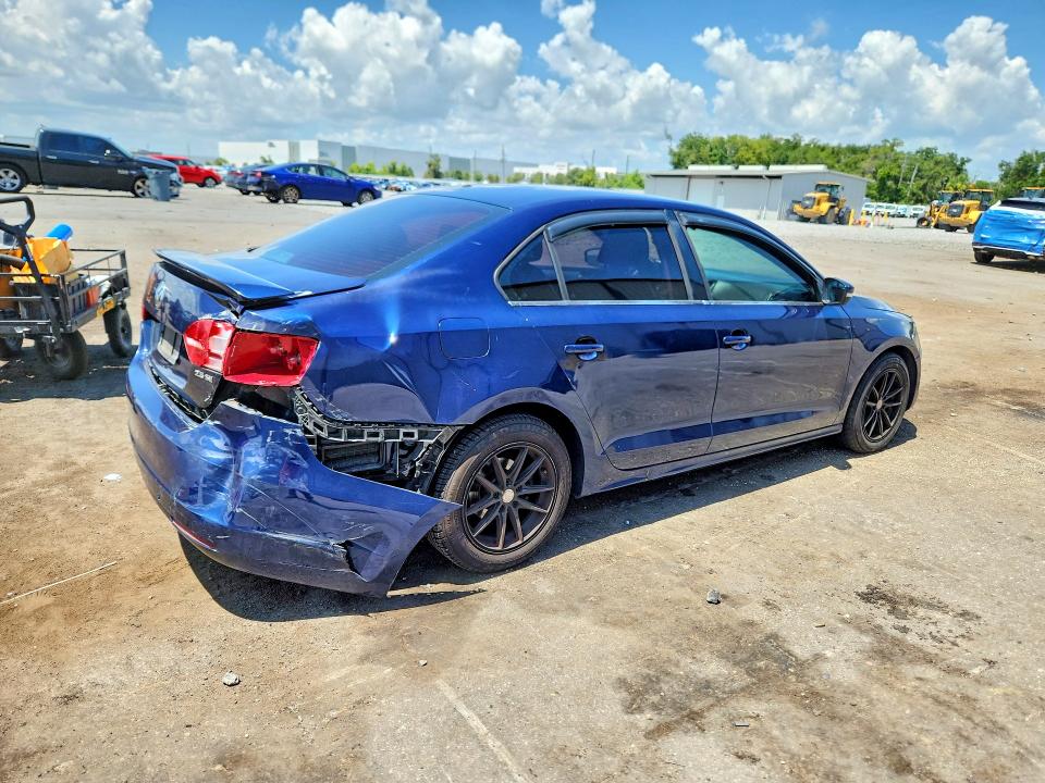 2013 Volkswagen Jetta მანქანა იყიდება აუქციონზე, vin: 3VWDP7AJ9DM420417, აუქციონის ნომერი: 58947906