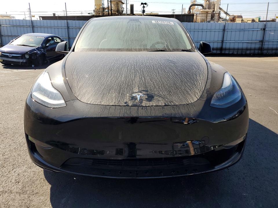 58125126 :رقم المزاد ، 7SAYGAEE6PF664942 vin ، 2023 Tesla Model Y مزاد بيع
